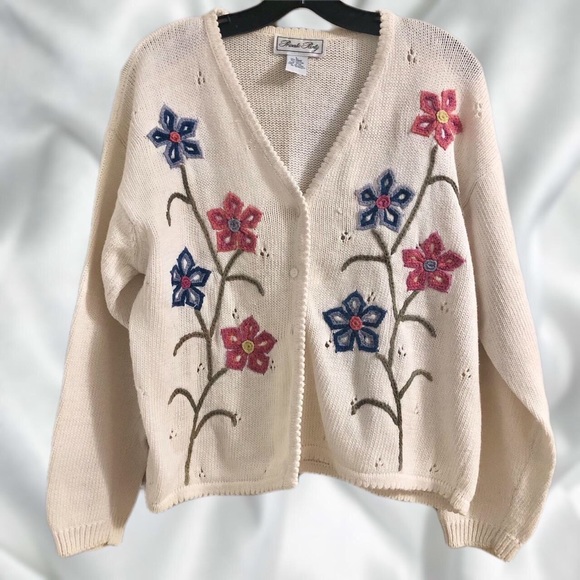 PRIVATE PARTY Sweaters - Vintage Crocheted Flowers Cream Colored Knit Cardigan by Private Party